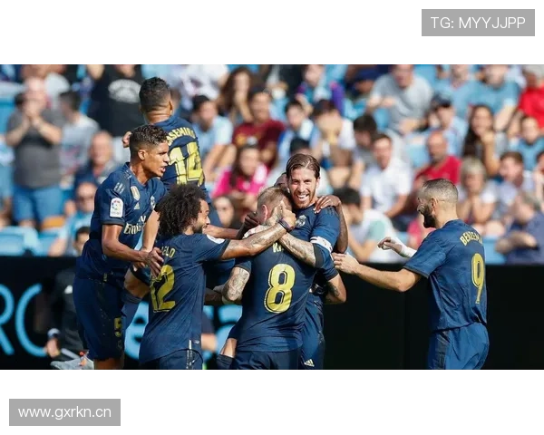 西甲巨星政策对俱乐部引援与薪资结构的影响分析