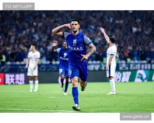 中超乱局:上海申花战术摇摆与阵容瓶颈背后的争冠危机! 中超乱局:上海申花战术摇摆与阵容瓶颈背后的争冠危机!