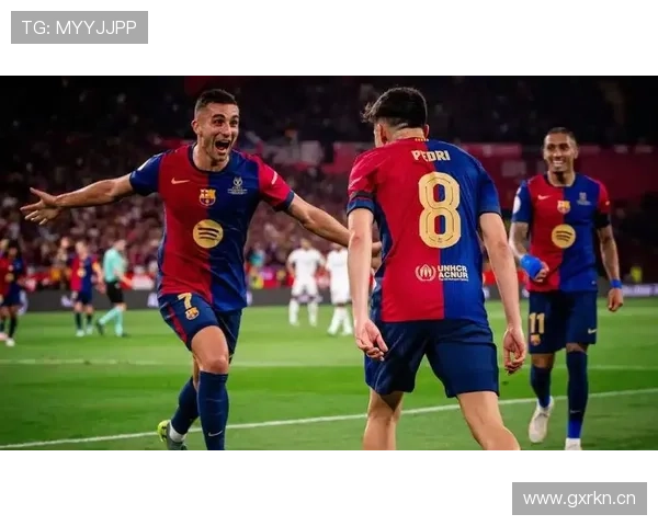 巴萨进攻体系过度依赖边路,表现受限,对赛季走势形成制约 巴萨进攻体系过度依赖边路,表现受限,对赛季走势形成制约