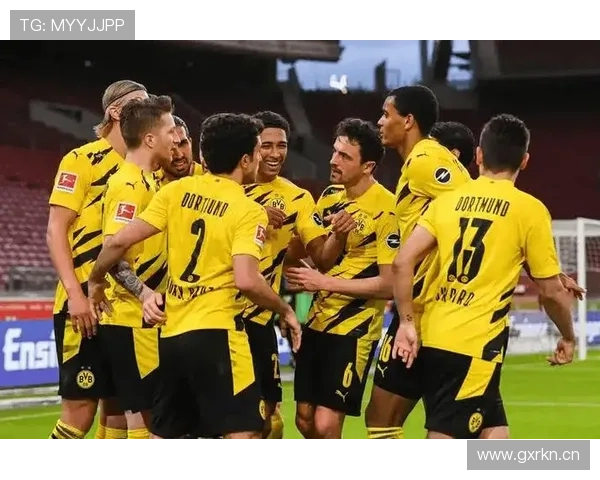 多特蒙德在关键战连续表现不稳,年轻阵容的稳定性正对争冠形势形成制约