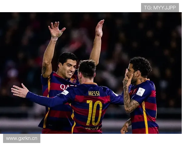 苏亚雷斯这嘴，球场上狠角色，下了场咋还像邻家大叔聊天一样？！